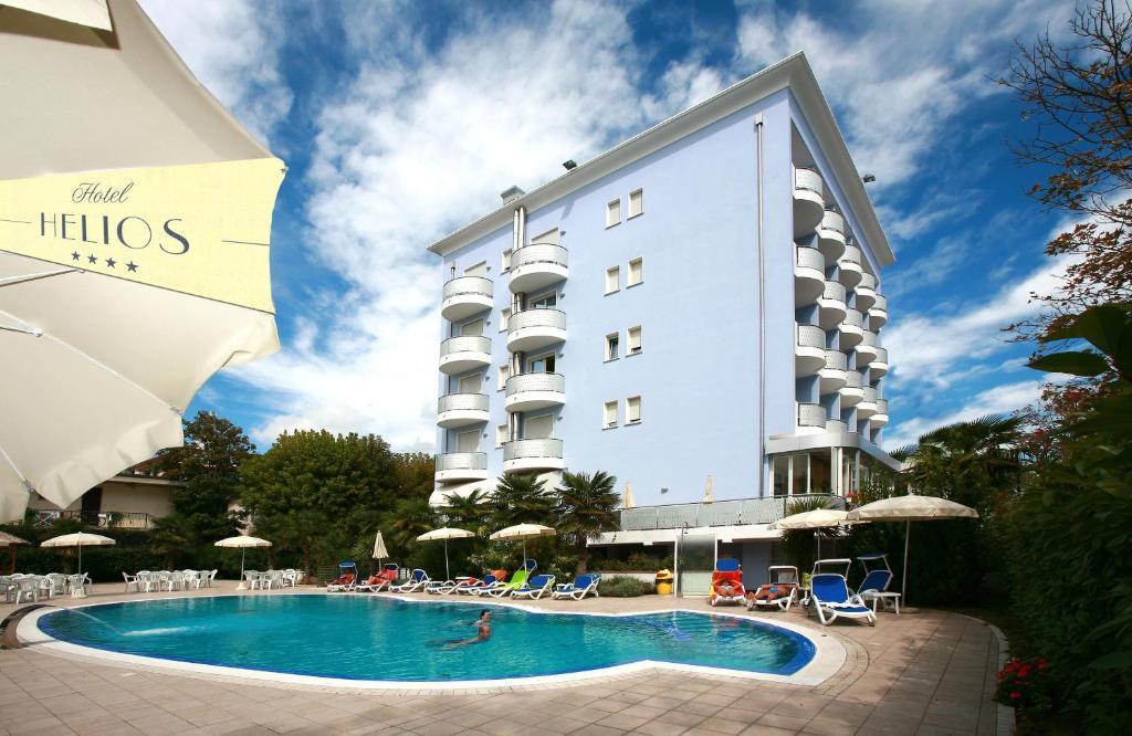 Hotel Helios Лидо ди Йезоло Екстериор снимка